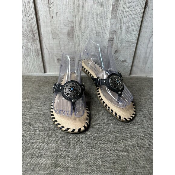 Minnetonka Womens Sandals Size 7 Black Leather Western Silver Concho Thongs - Picture 1 of 8